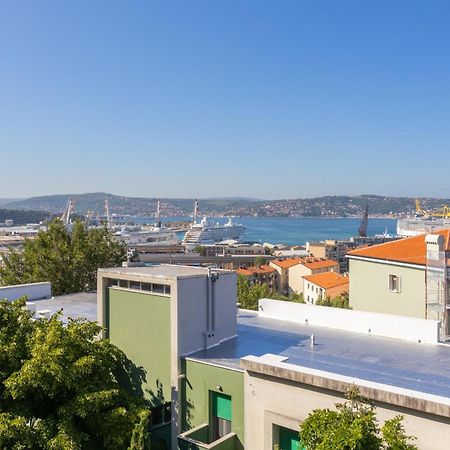The Black Swan Apartamento Trieste Exterior foto